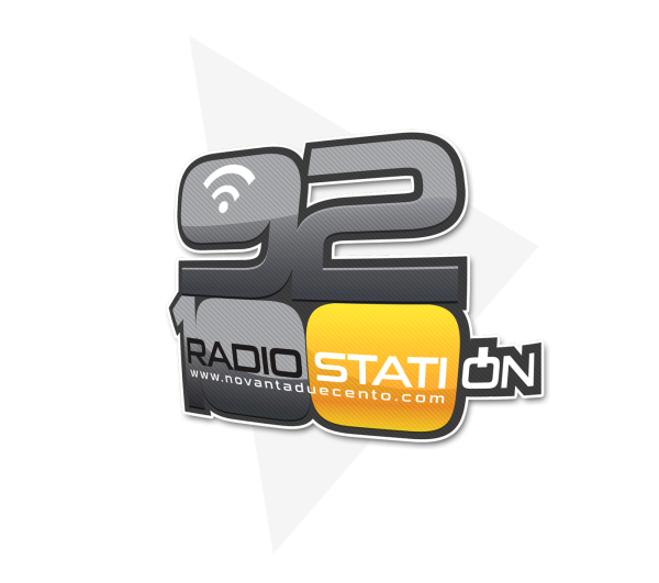 Radio 92100
